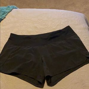 Black lulu shorts